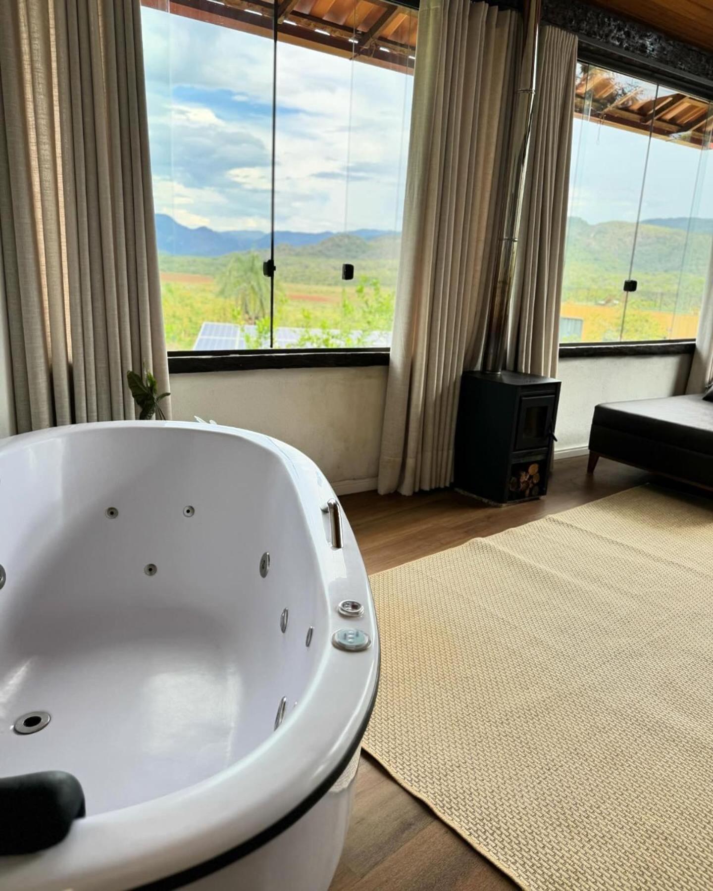 Deluxe Suite with Spa Bath,1588364362:JPEG